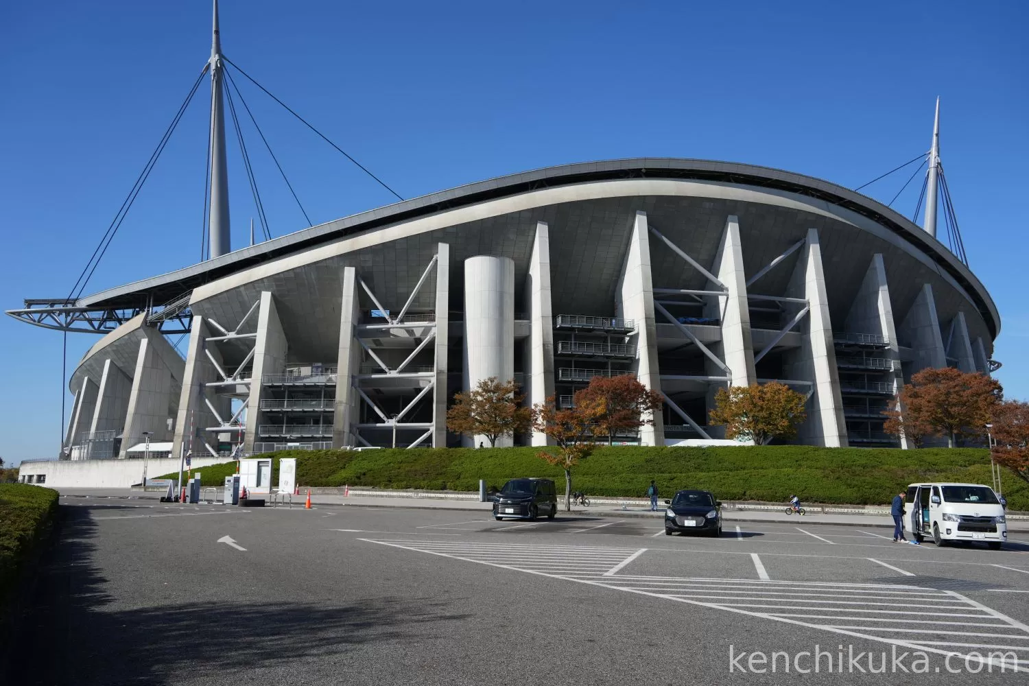 豊田スタジアム - 黒川紀章建築都市設計事務所 - 愛知県豊田市千石町7丁目38番地 他174筆